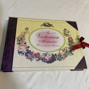 The Victorian Memories Photograph Album 1996 11.5x8.5" coffee table photo ribbon